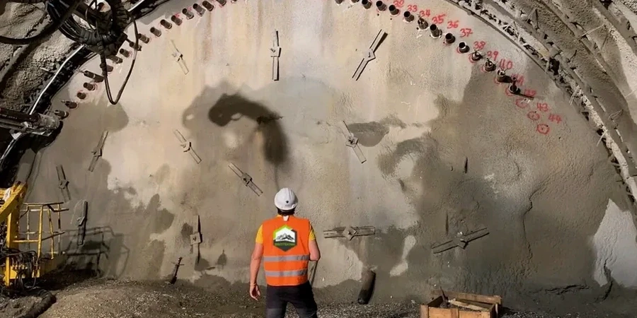 Monitoreo geotécnico de excavaciones en Antofagasta: control de estabilidad en terreno salino